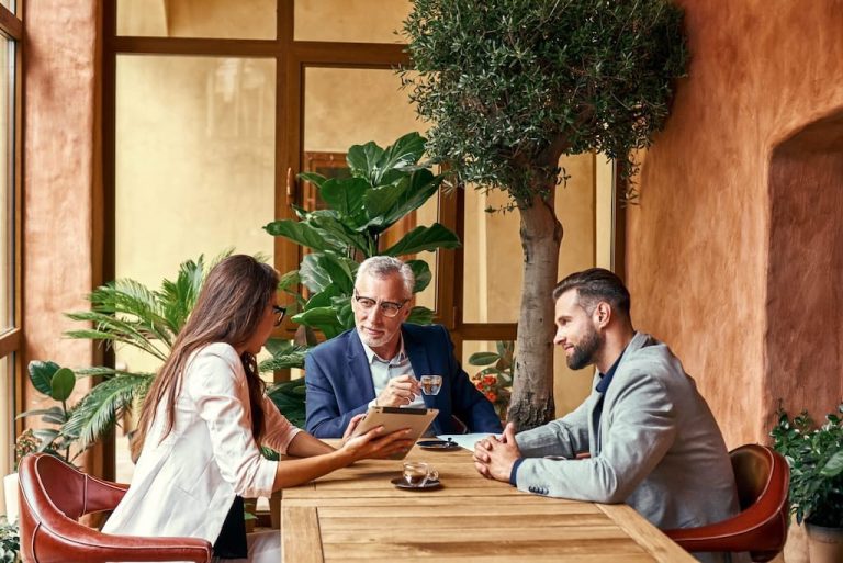 Business Lunch Three People In The Restaurant Sit 2021 12 09 07 14 21 Utc 1 768x513 1